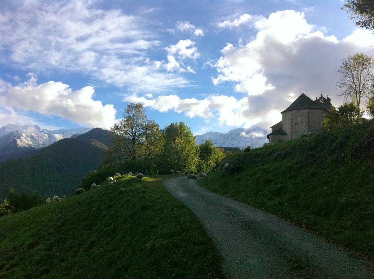 Au Detour Du Larrech Castillon-en-Couserans Exterior foto